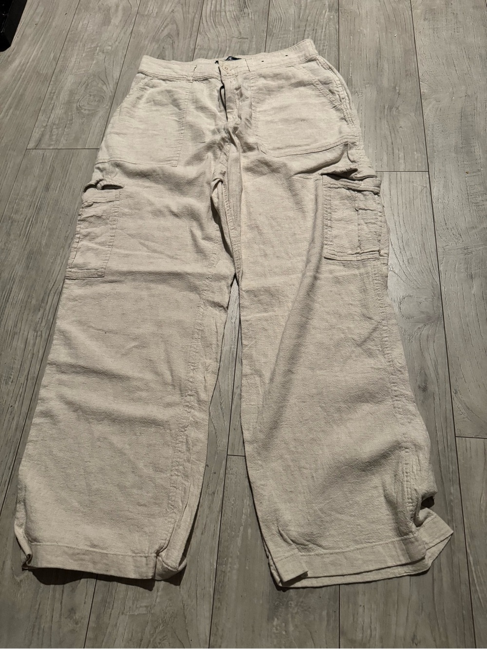 Hollister ultra high rise baggy pants cotton linen viscose blend cargo pockets